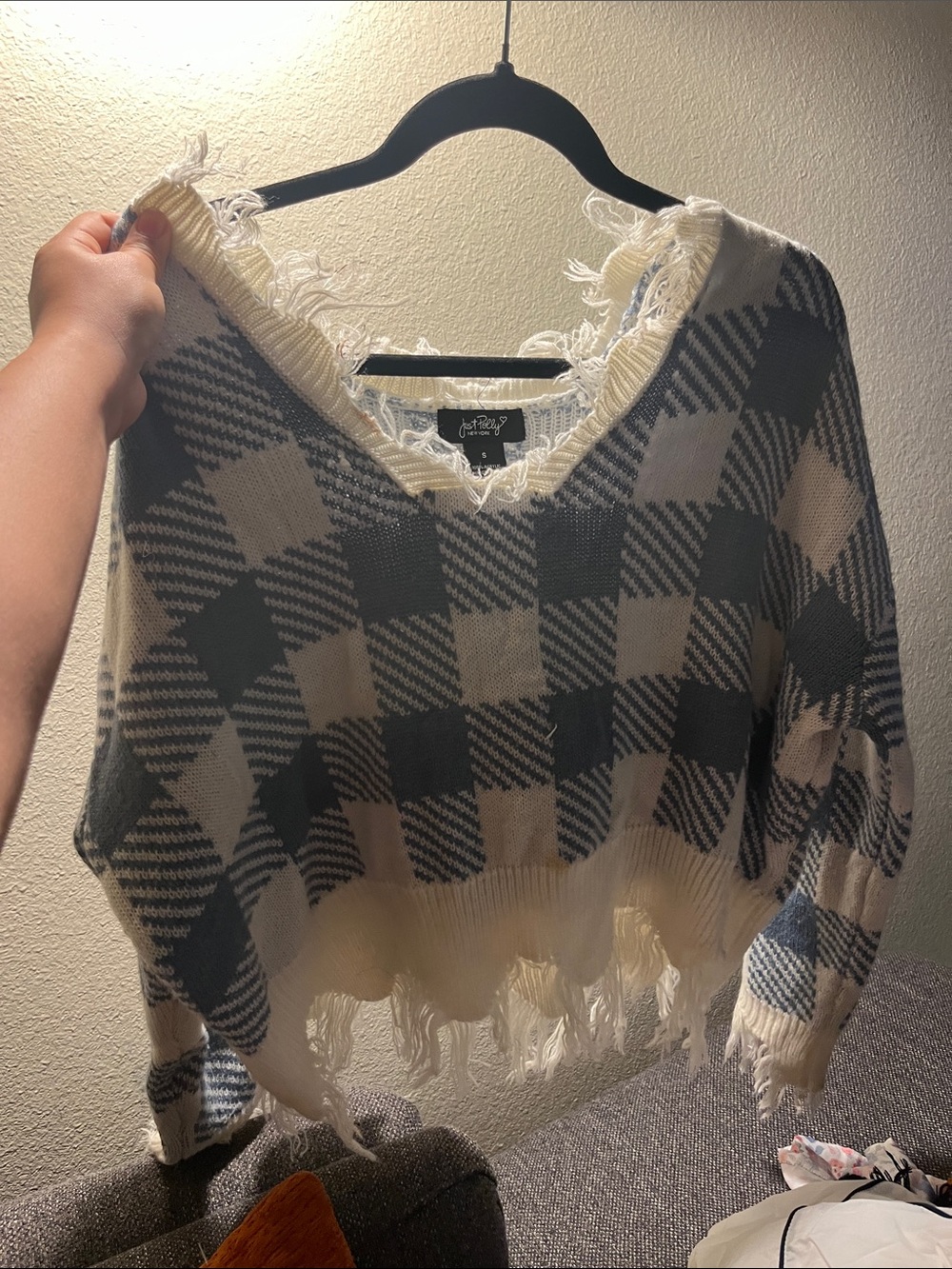 just be Cream & Gray Plaid Fringed V‑Neck Sweater